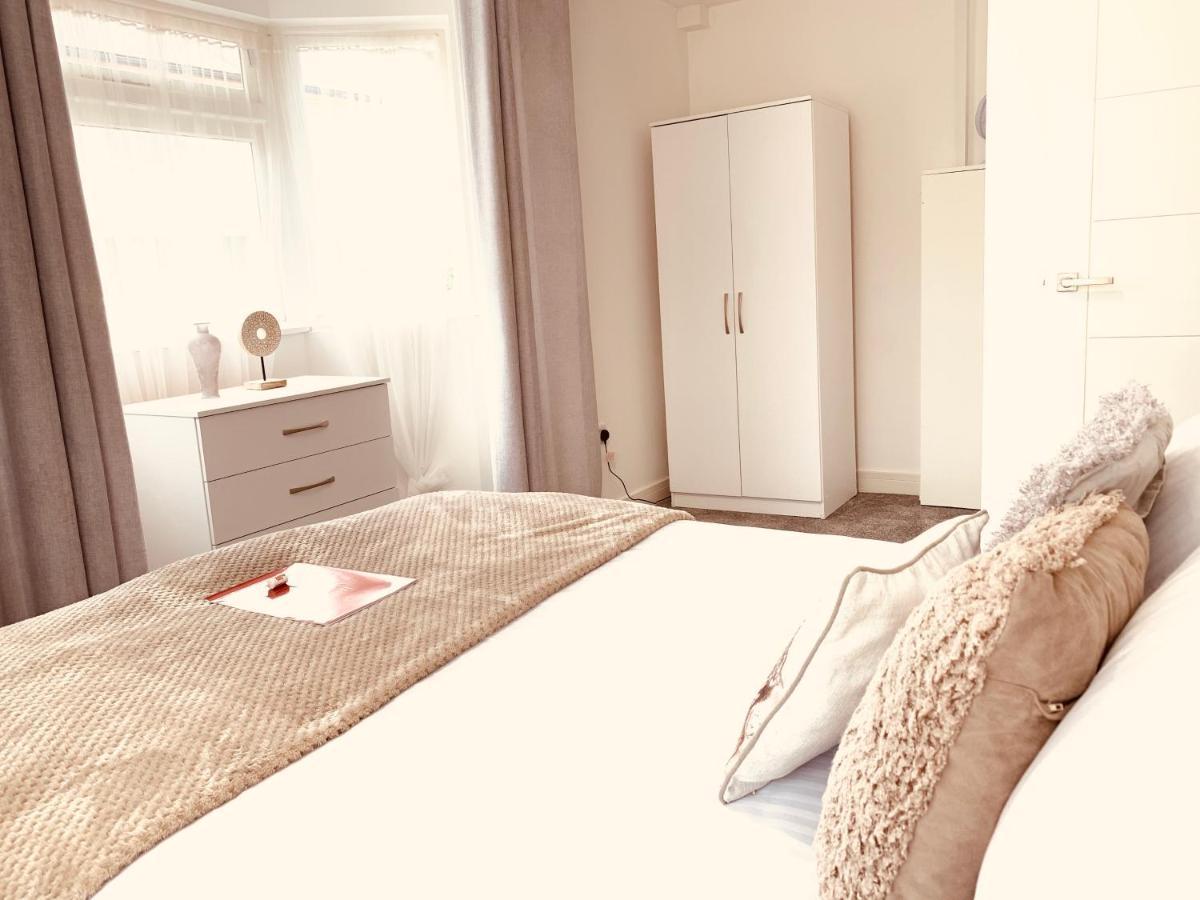 Elthorne Luxury Apartments - Uxbridge Esterno foto