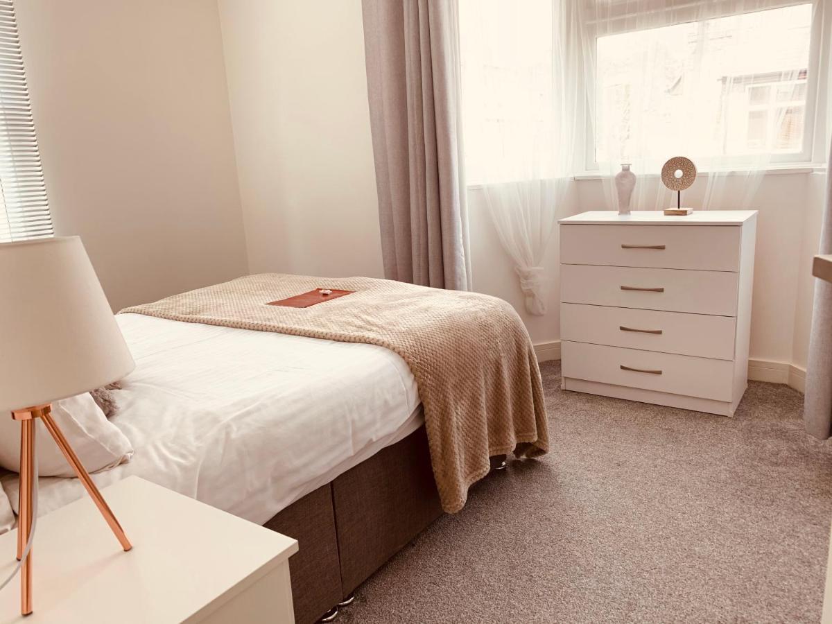 Elthorne Luxury Apartments - Uxbridge Esterno foto